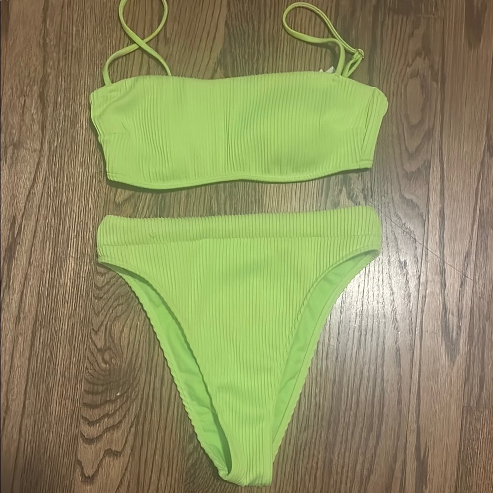 Hollister Neon Green Ribbed bikini Set xx